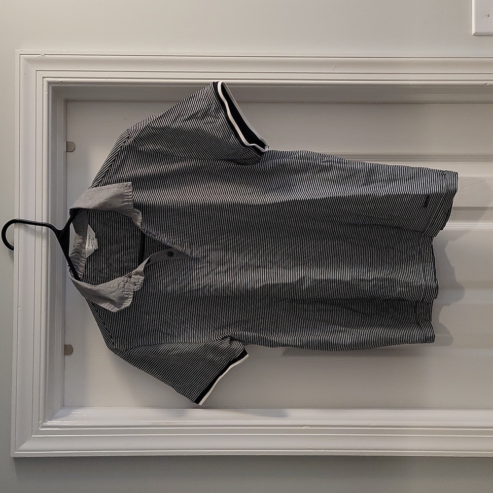 Men's polo